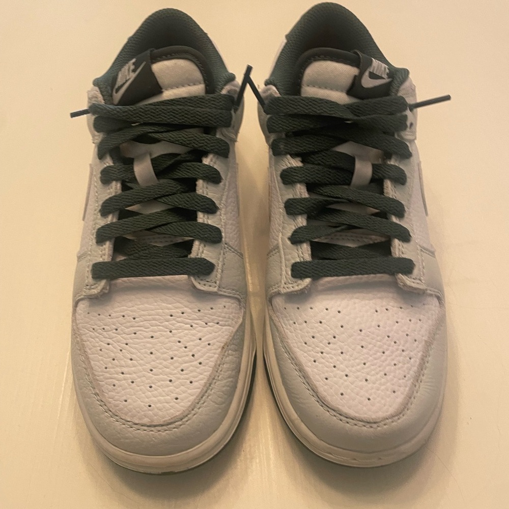Nike Dunk Low Retro SE Photon Dust Vintage Green Shoes